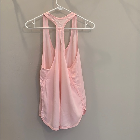 Lululemon work out top - Picture 2 of 4